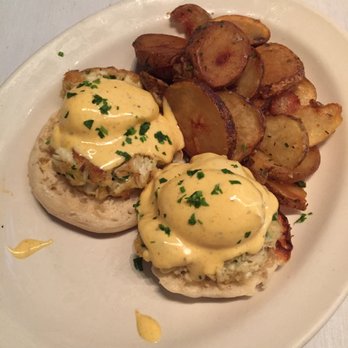 Old Ebbitt Grill - Chesapeake "Bennie" - jumbo lump crab cakes, Old Bay hollandaise, w/ soft-poached, cage-free chicken eggs and potatoes - Bars Near Me - Washington, DC, District of Columbia