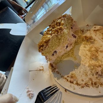 Claire's Crunch Cake - Bakeries Near Me - San Mateo, California