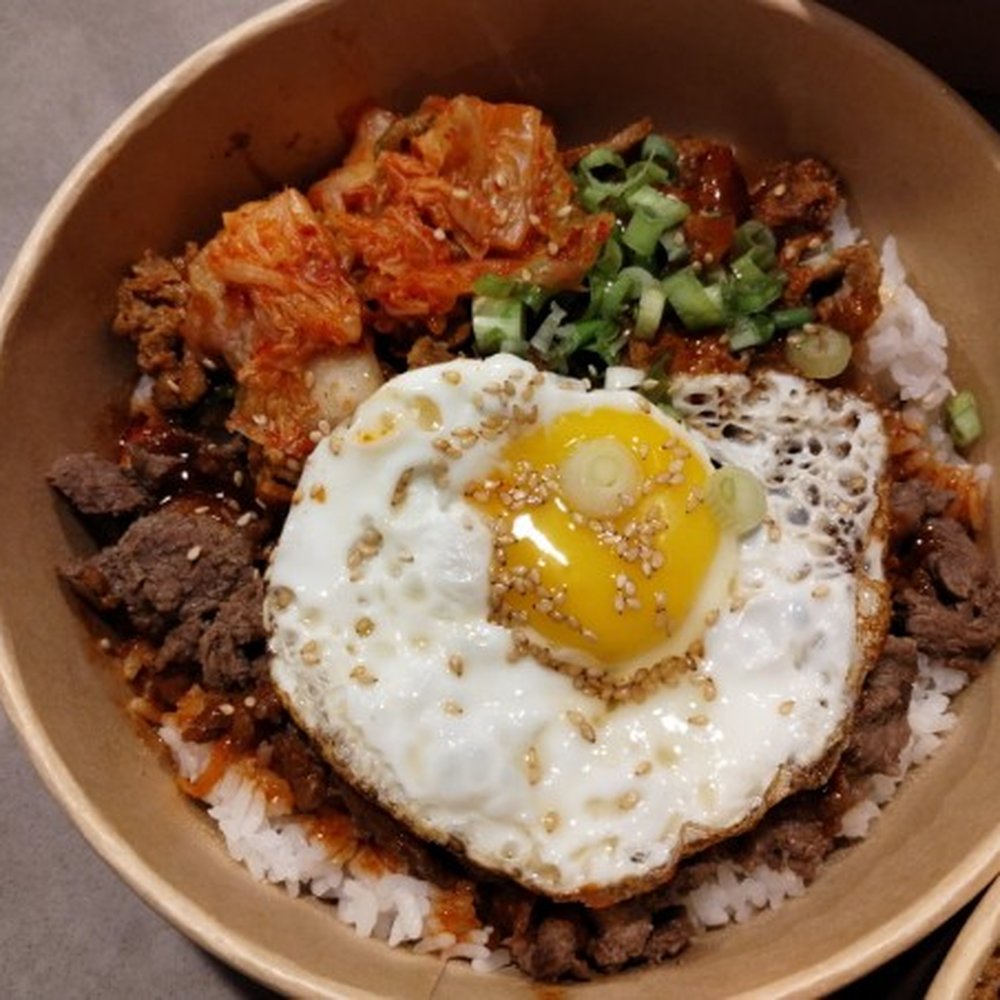 Chingu Korean Eats - Chingu Bow (Bulgogi and spice pork w/ unpublished special hot sauce) - Food Trucks Near Me Chingu Korean Eats - Chingu Bow (Bulgogi and spice pork w/ unpublished special hot sauce) - Food Trucks Near Me