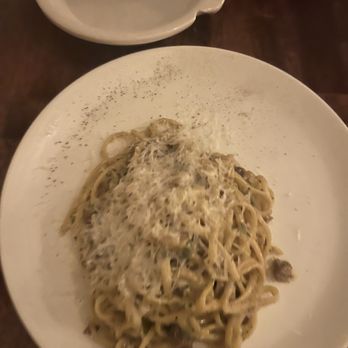 tavola - Linguine alla carbonara - Italian Near Me - Charlottesville, Virginia tavola - Linguine alla carbonara - Italian Near Me - Charlottesville, Virginia
