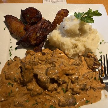 Bossa Nova Brazilian Cuisine - Beef Stroganoff - Brazilian Near Me - West Hollywood, California Bossa Nova Brazilian Cuisine - Beef Stroganoff - Brazilian Near Me - West Hollywood, California