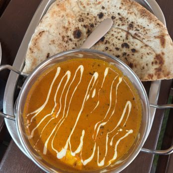 The Pakora Bar - Butter Paneer Curry with Naan - Indian Near Me - Edinburgh, EDH