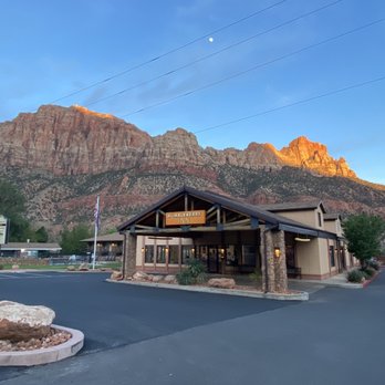 Bumbleberry Inn - Bumbleberry Inn Springdale UT - Hotels Near Me - Springdale, Utah