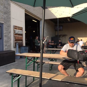 Bootlegger's Brewery - The entryway to the brewery where you order - Breweries Near Me - Fullerton, California