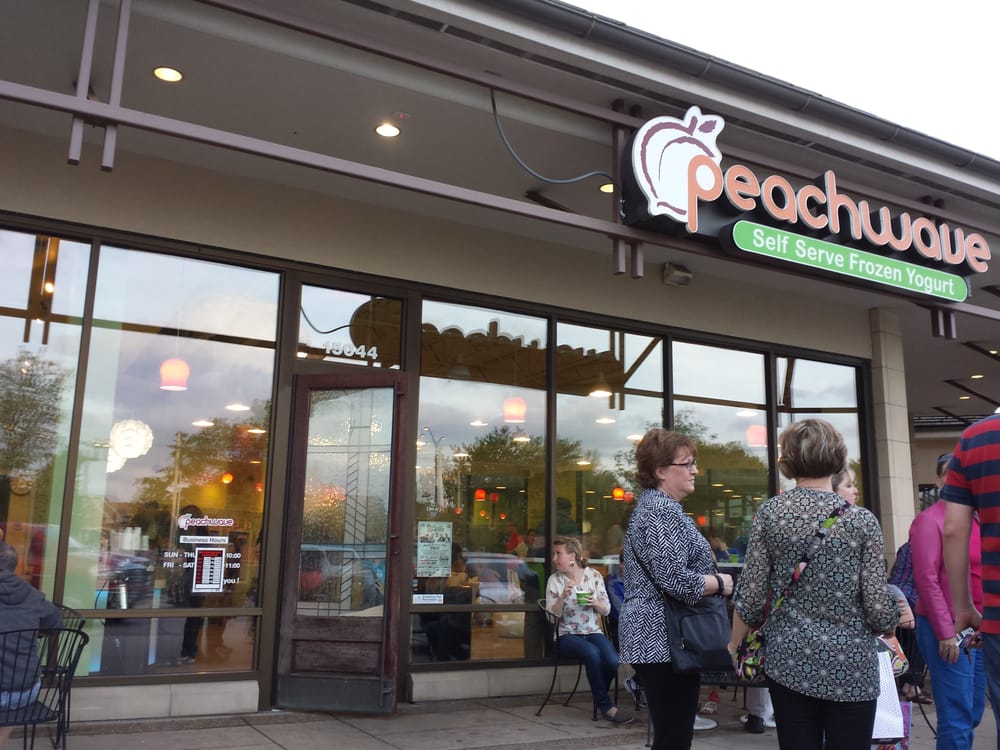 PEACHWAVE CLOSED 15044 S Blackbob Rd, Olathe, Kansas Ice Cream