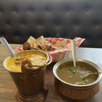 Saffron Indian Bistro - Indian Near Me - Banff, Alberta