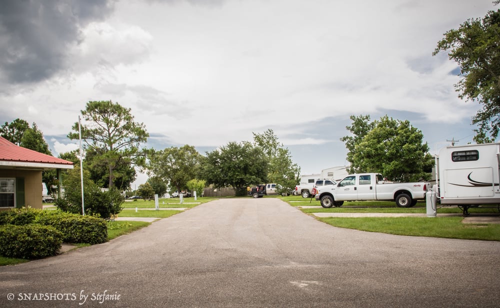 BAY BERRY RV PARK 17971 16th St, Gulfport, Mississippi RV Parks