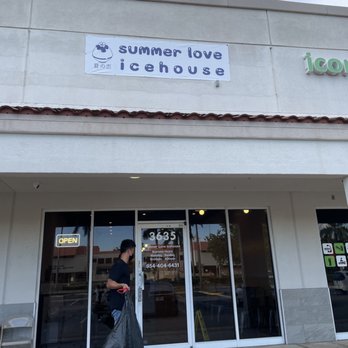 D For Dessert - Shaved Ice Near Me - Hollywood, Florida