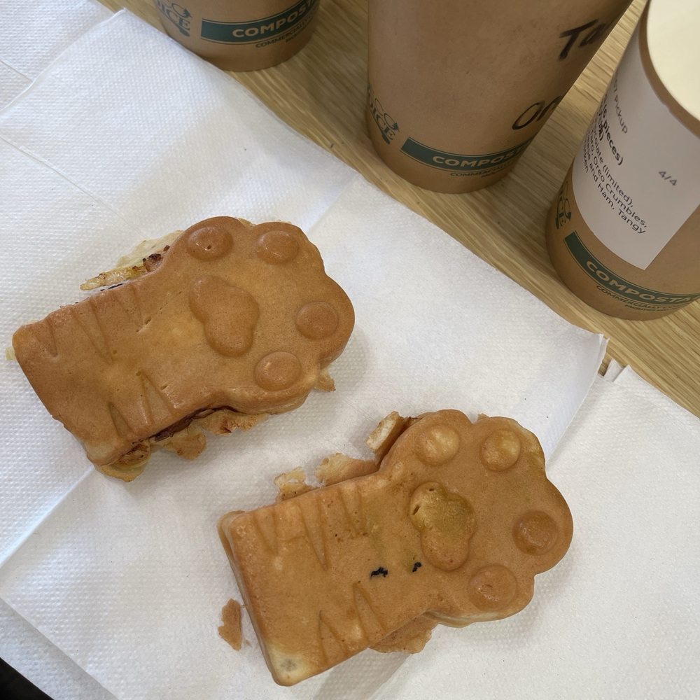 Tea Again - Cat paw Taiyaki (6 pieces) () - Bubble Tea Near Me - Elk Grove, California Tea Again - Cat paw Taiyaki (6 pieces) () - Bubble Tea Near Me - Elk Grove, California