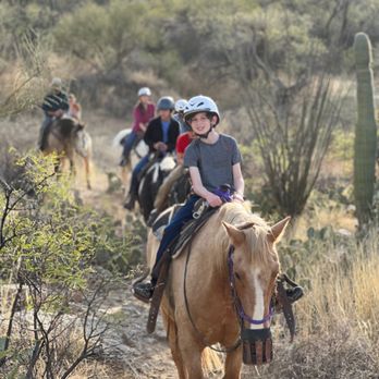 Tanque Verde Guest Ranch - Hotels Near Me - Tucson, Arizona