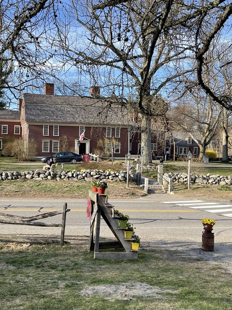 THE WAYSIDE INN OLD BARN FARM STAND Updated September 2024 32