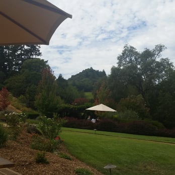 Lambert Bridge Winery - Wineries Near Me - Healdsburg, California
