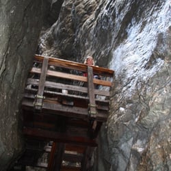 Vorderkaserklamm