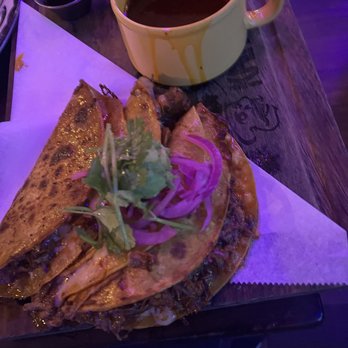 Kalaveras - Birria queso tacos - Mexican Near Me - Montebello, California