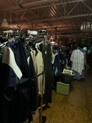 CHANOS WAREHOUSE - Updated September 2025 - 10 Reviews - 4601 S 5th St