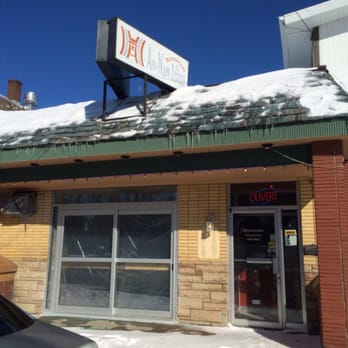 Restaurant An-Nam Delices - Restaurant exterior February 2015 - Vietnamese Near Me - Charny, Quebec