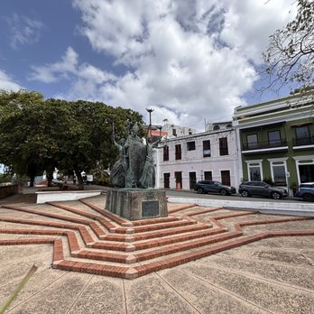 Plazuela De La Rogativa - Landmarks & Historical Buildings Near Me - San Juan, Puerto Rico