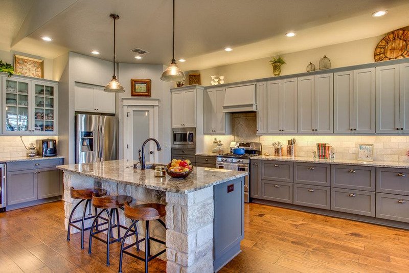 THE HILLS PROPERTY MANAGEMENT GROUP Updated August 2024 609 N Llano