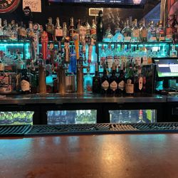 Q Street Bar & Grill - B ball in