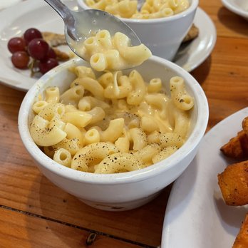 Pine Country Restaurant - Mac n water with essence of cheese - Breakfast & Brunch Near Me - Williams, Arizona