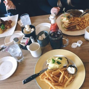Huckleberry's Cafe - Steak Benedict for the win! - Canadian (New) Near Me - Wetaskiwin, Alberta Huckleberry's Cafe - Steak Benedict for the win! - Canadian (New) Near Me - Wetaskiwin, Alberta