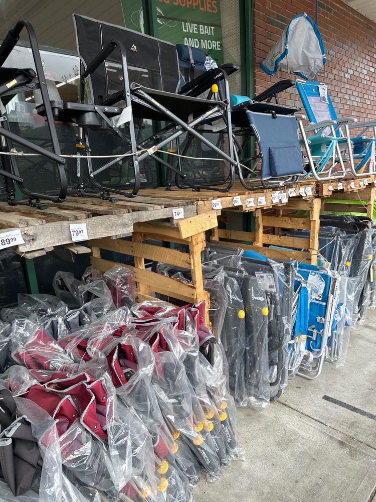 AUBUCHON HARDWARE Updated October 2024 24 Nichols Mill Lane, Warner