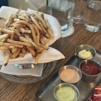 Credence - French fry service - New American Near Me - Houston, Texas Credence - French fry service - New American Near Me - Houston, Texas