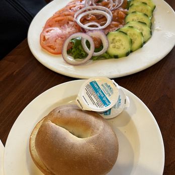 Bloomingdale Cafe Breakfast & Lunch - Salmon with bread and vegetables - Breakfast & Brunch Near Me - Roselle, Illinois Bloomingdale Cafe Breakfast & Lunch - Salmon with bread and vegetables - Breakfast & Brunch Near Me - Roselle, Illinois