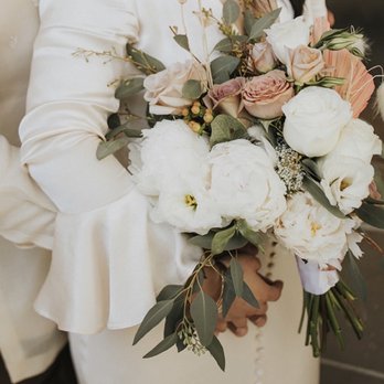 Le Fleur D Florals & Gifts - Florists Near Me - Hercules, California