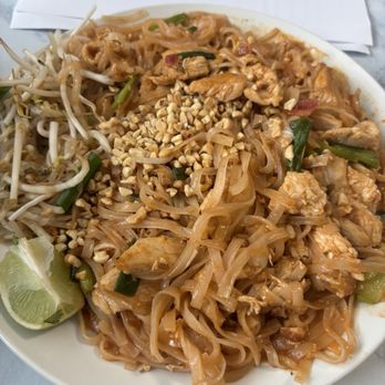Thai Isan House - Pad Thai with chicken - Thai Near Me - New Braunfels, Texas Thai Isan House - Pad Thai with chicken - Thai Near Me - New Braunfels, Texas
