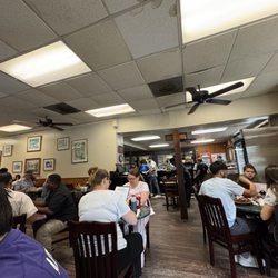 Clary's Cafe - Dining room