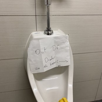 Vasco's Peri Peri - Urinal - Portuguese Near Me - Schaumburg, Illinois Vasco's Peri Peri - Urinal - Portuguese Near Me - Schaumburg, Illinois