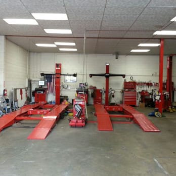 Tru-Line Bellevue - Two bays for alignments - Auto Repair Near Me - Bellevue, Washington Tru-Line Bellevue - Two bays for alignments - Auto Repair Near Me - Bellevue, Washington