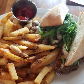 La Cabra Brewing - Ribeye sandwich - Brewpubs Near Me - Berwyn, Pennsylvania