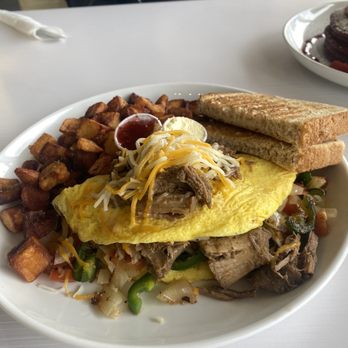OUI Pancake N Eggs - Carnitas Omelette - American Near Me - Temecula, California