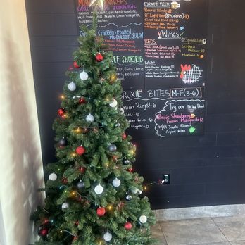 Bruxie - Chicken Shop Near Me - El Segundo, California