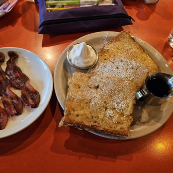 The Reef - French toast - Diners Near Me - Olympia, Washington