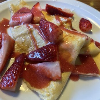 Denny's - Strawberry Vanilla Crepes - American Near Me - Kapolei, Hawaii