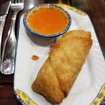 Dragon Palace - Pork egg roll - Chinese Near Me - Daniel Island, South Carolina