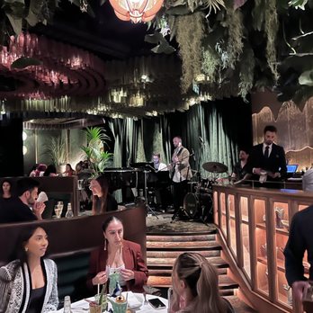 Amazonico - Main dining room - Sushi Bars Near Me - London, XGL