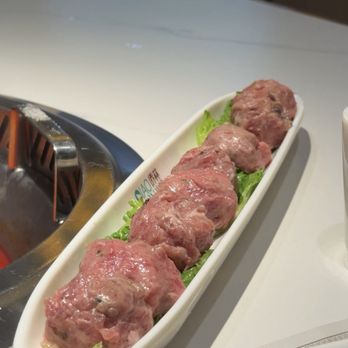 Qiao Lin Hotpot - Chicago Downtown - House Meatball - Hot Pot Near Me - Chicago, Illinois