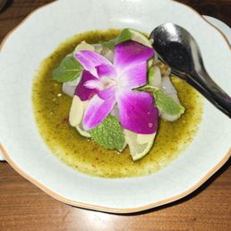 Crudo scallops Crudo scallops