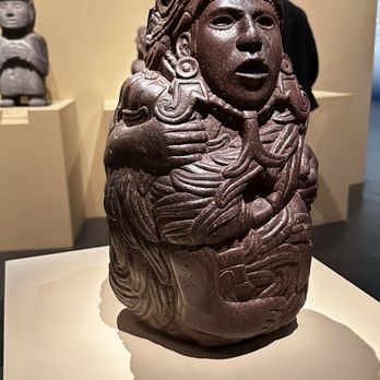 Musée du Quai Branly - Jacques Chirac - Symbolic sculpture - Museums Near Me - Paris, 75 Musée du Quai Branly - Jacques Chirac - Symbolic sculpture - Museums Near Me - Paris, 75