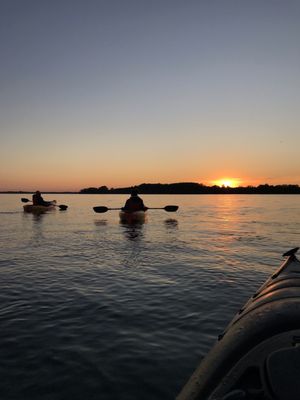 BLUE WATER MARINA - 340 E River Rd, Grand Island, New York - Marinas