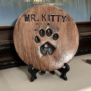 Full Circle Pet Aquamation - Paw Print. - Pet Cremation Services Near Me - Willis, Texas Full Circle Pet Aquamation - Paw Print. - Pet Cremation Services Near Me - Willis, Texas