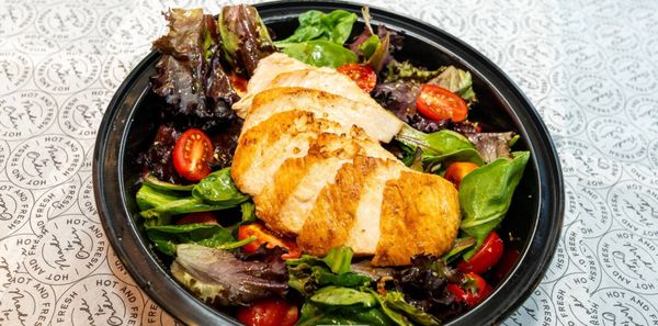 Grill and Greens by null