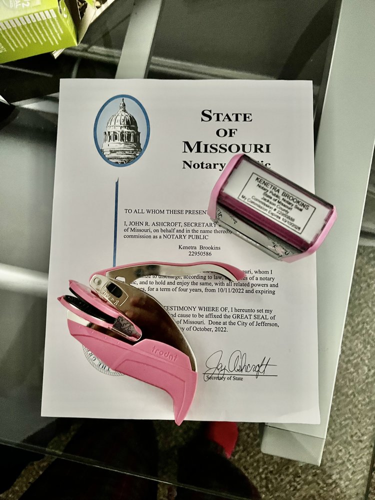 THE NOTARY GAL Updated May 2024 Kansas City, Missouri Notaries