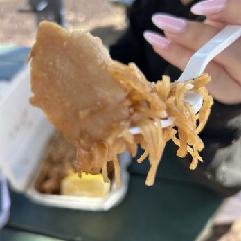 Tai Fai Restaurant - Forklift of the Pad Thai** - Sushi Bars Near Me - Oak Park, Michigan