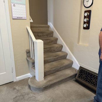 Fred Thayer Carpets - Staircase before FTC recarpeting: 24 years old. - Carpeting Near Me - San Mateo, California Fred Thayer Carpets - Staircase before FTC recarpeting: 24 years old. - Carpeting Near Me - San Mateo, California