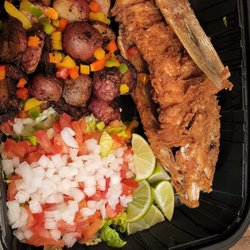 Zocalo Fish Market - Fried snapper